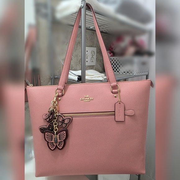 Coach Gallery Candy Pink Leather Tote - Picture 4 of 5
